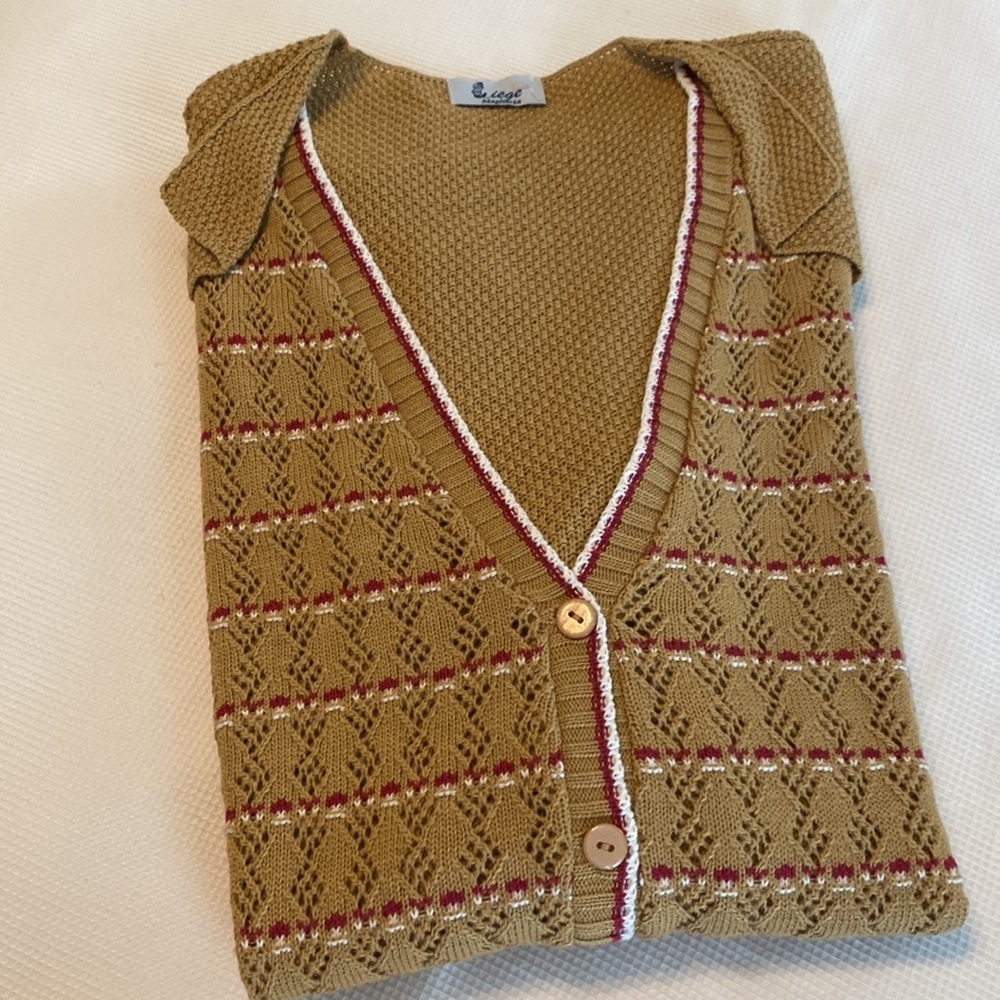 Woman’s Long button down Cardigan Size Medium - Picture 12 of 12